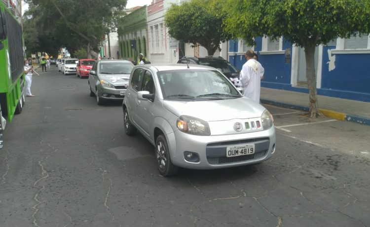 Escola Recanto do Pequeno Príncipe realiza carreata pela paz