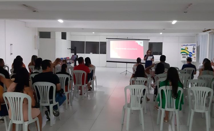 Encontro de Pais da Escola da Inteligência é realizado pelo Recanto